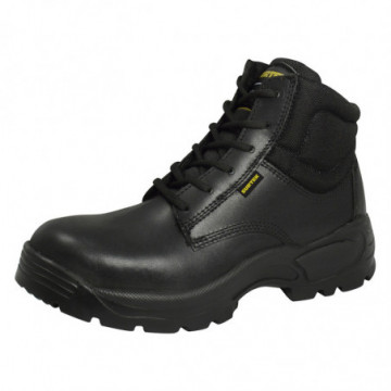 Dielectric safety boots with polyamide 24 cap